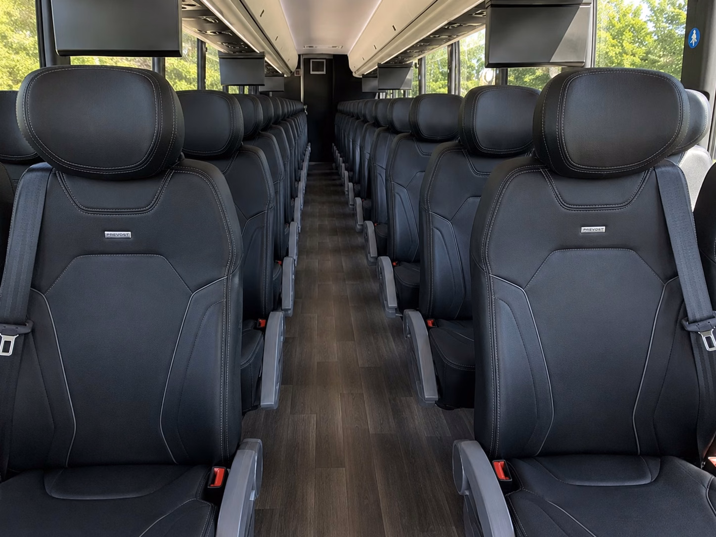 airport transfers and out of town guest shuttles for lakeland weddings