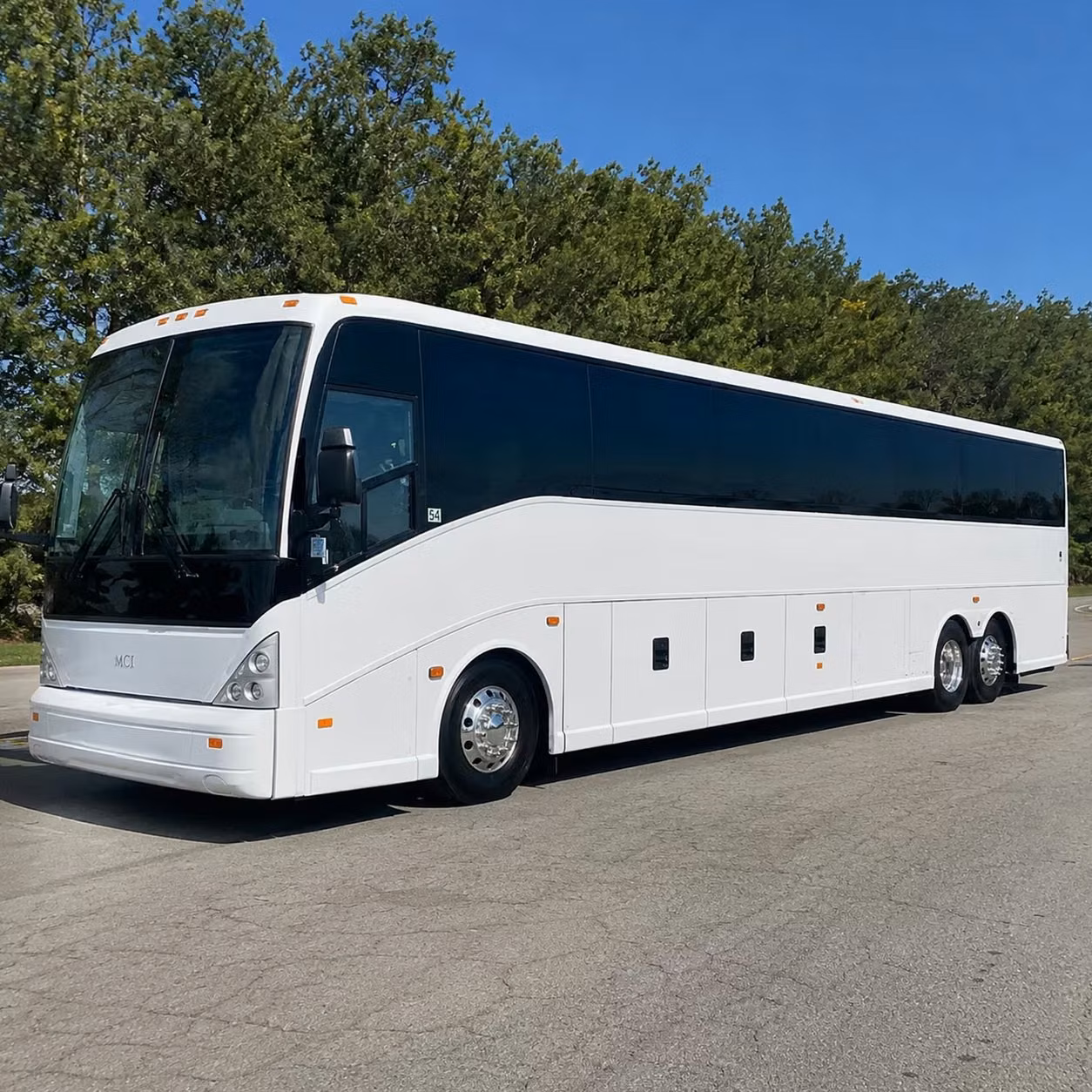 bus rental options for lakeland trips
