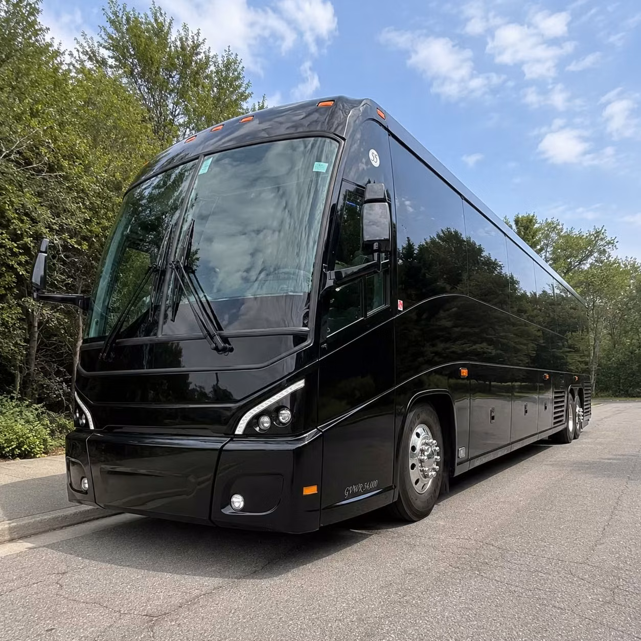 multi day bus rentals for lakeland groups traveling out of state