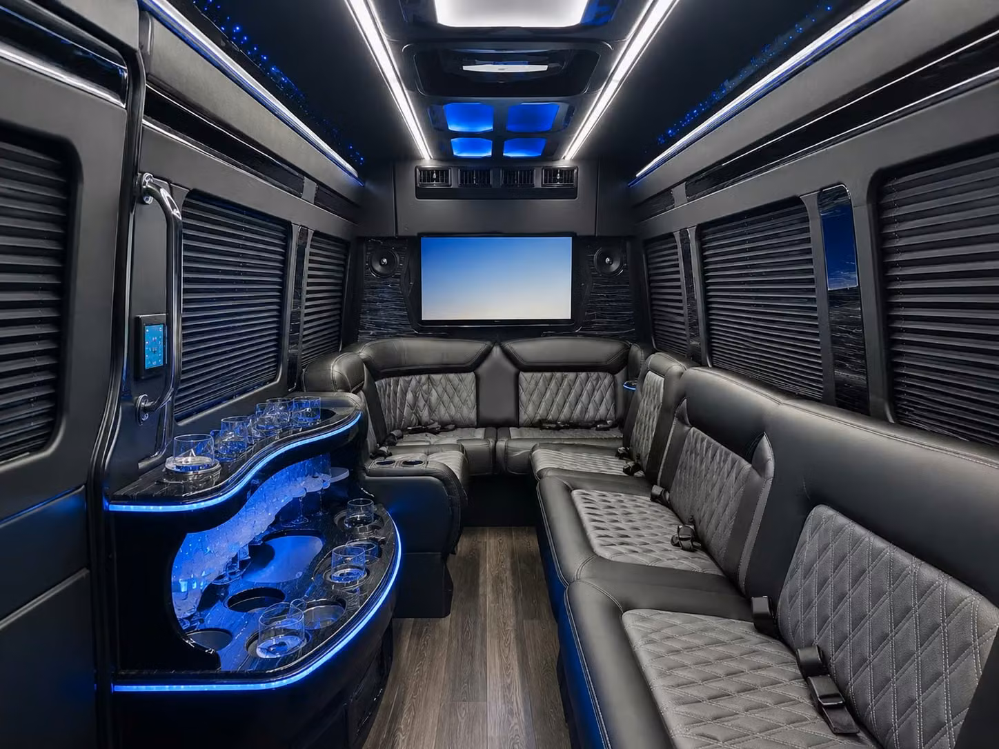 tampa bay sports fan shuttles from lakeland rays lightning bucs and more