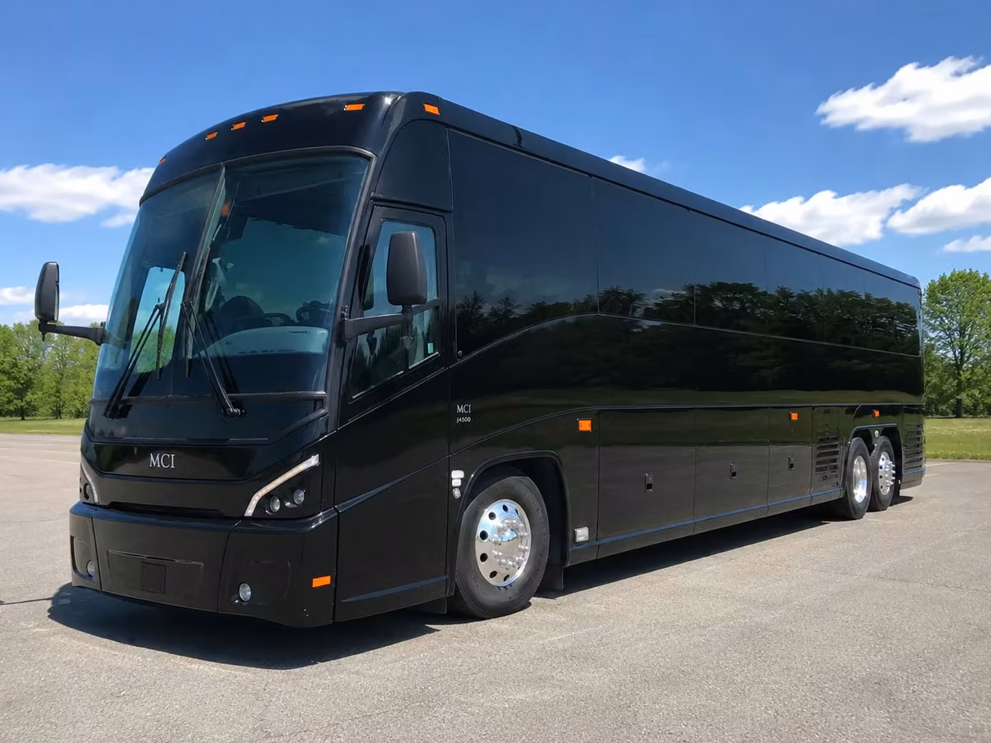 wedding shuttle bus rentals for lakeland venues